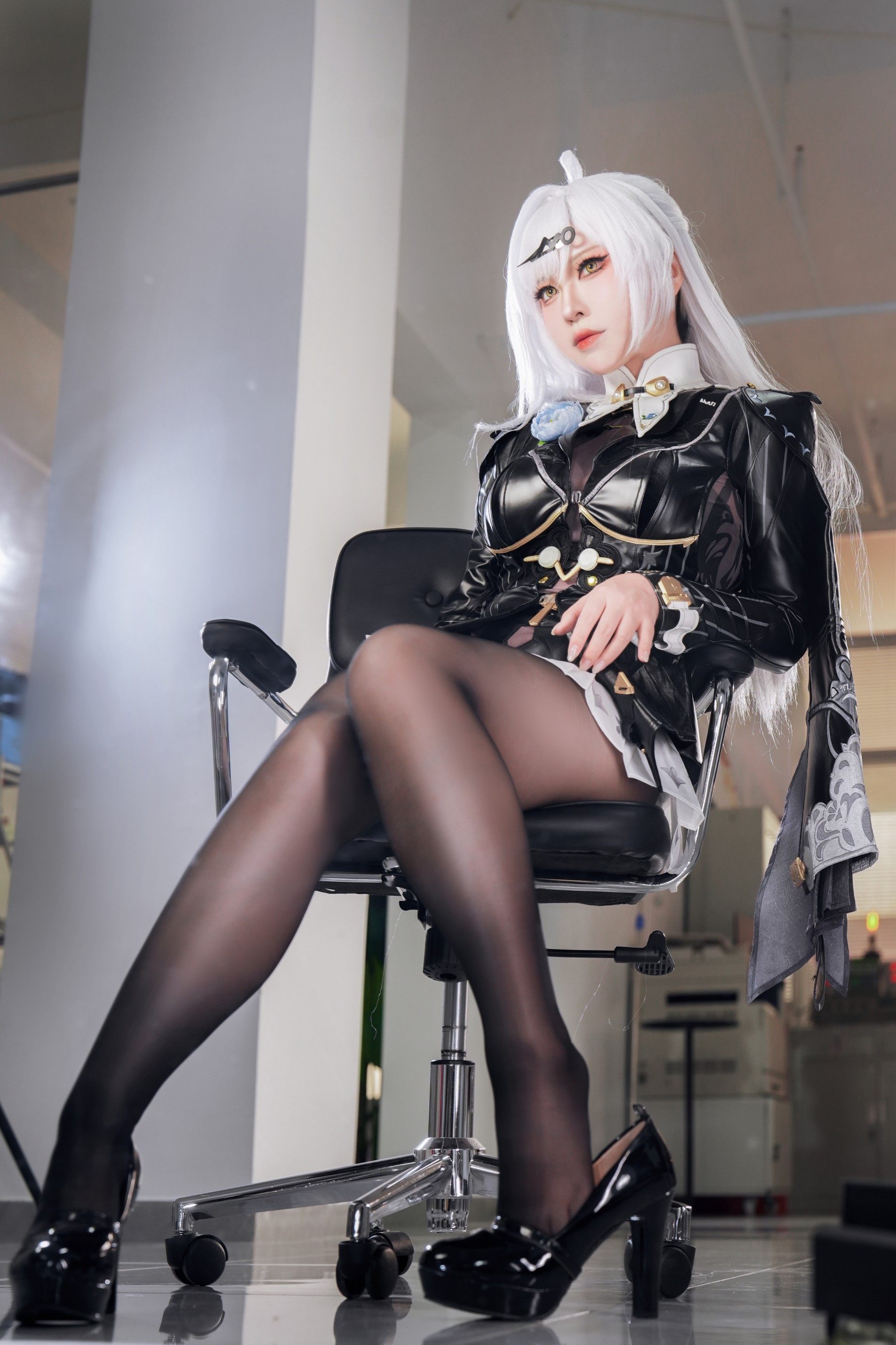 儀玄師匠 [51P4V-422MB]