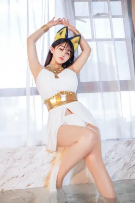 白色猫娘