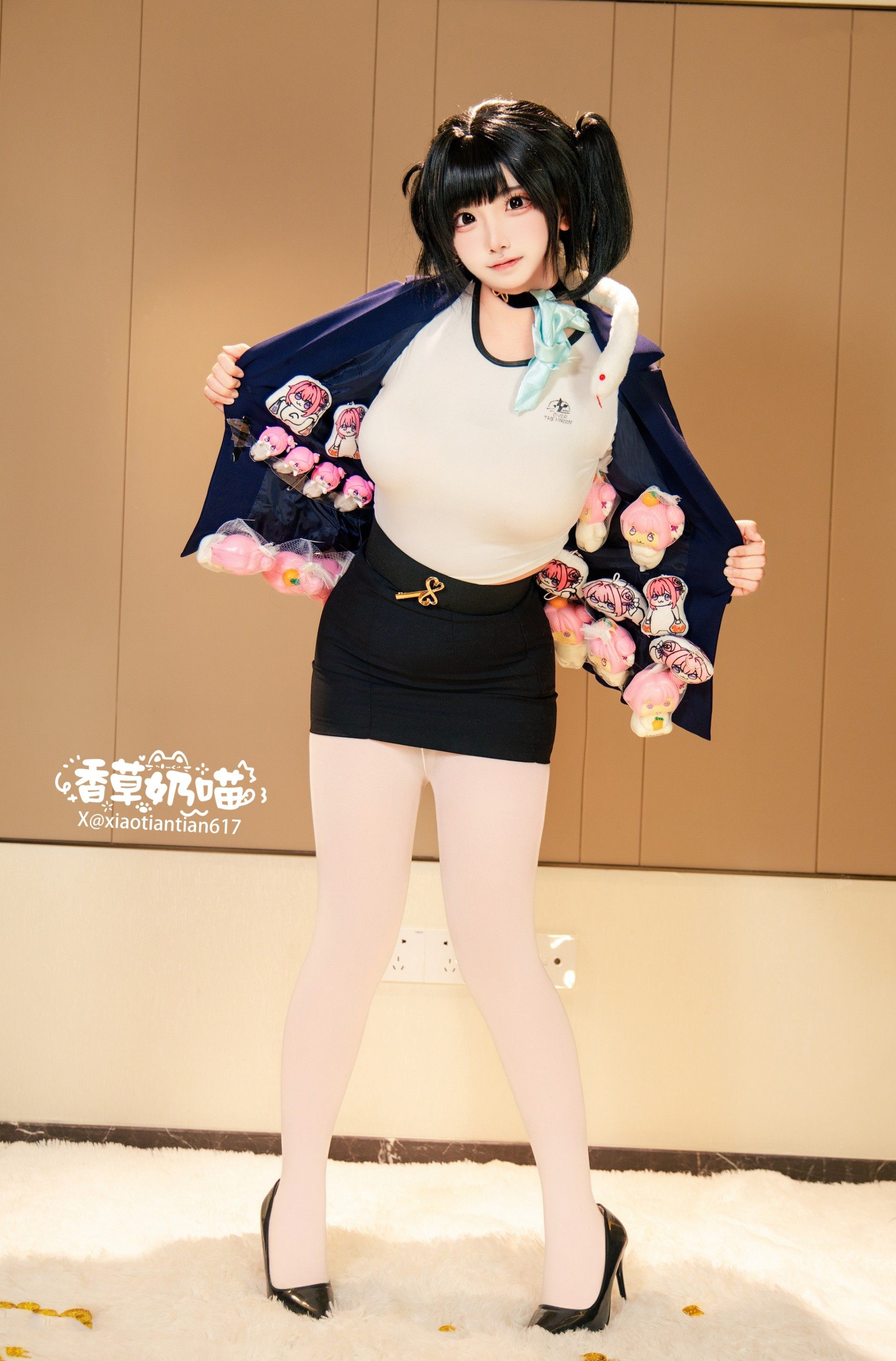 NIKKE 胜利女神 白丝索拉 [136P22V-2.64GB]