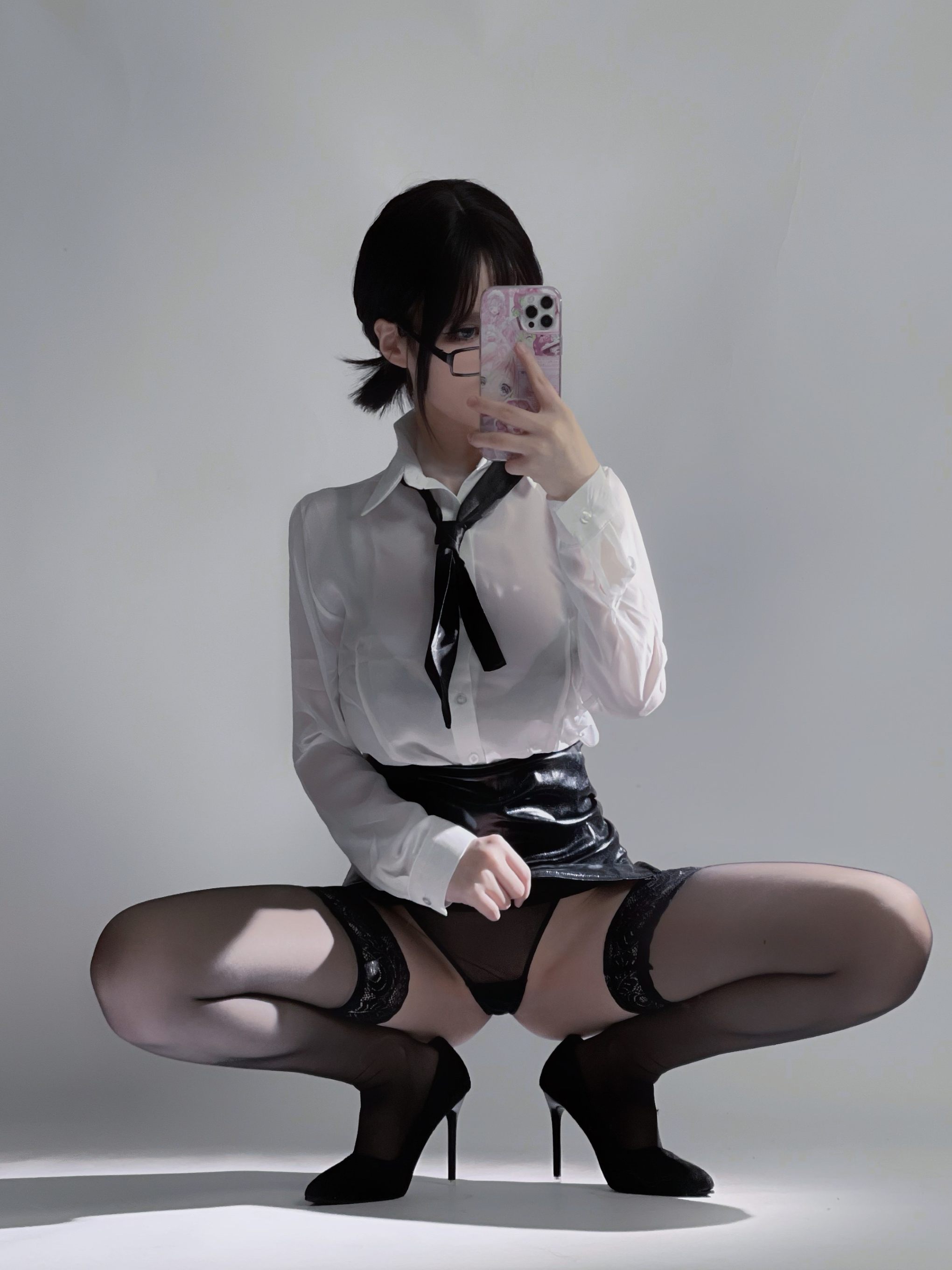 黑丝眼镜OL