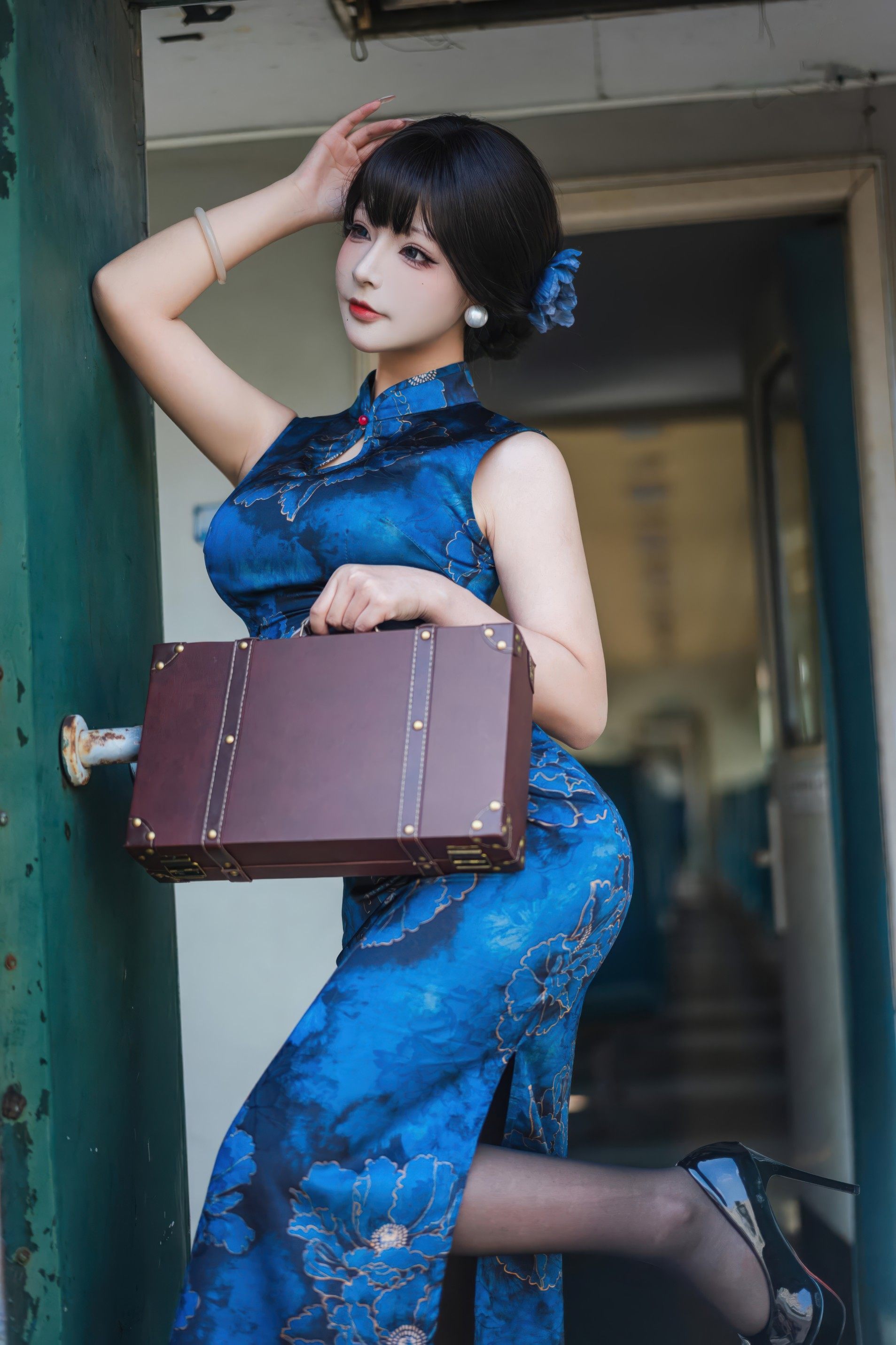 25-Vol.06 朝花夕拾 黑丝旗袍