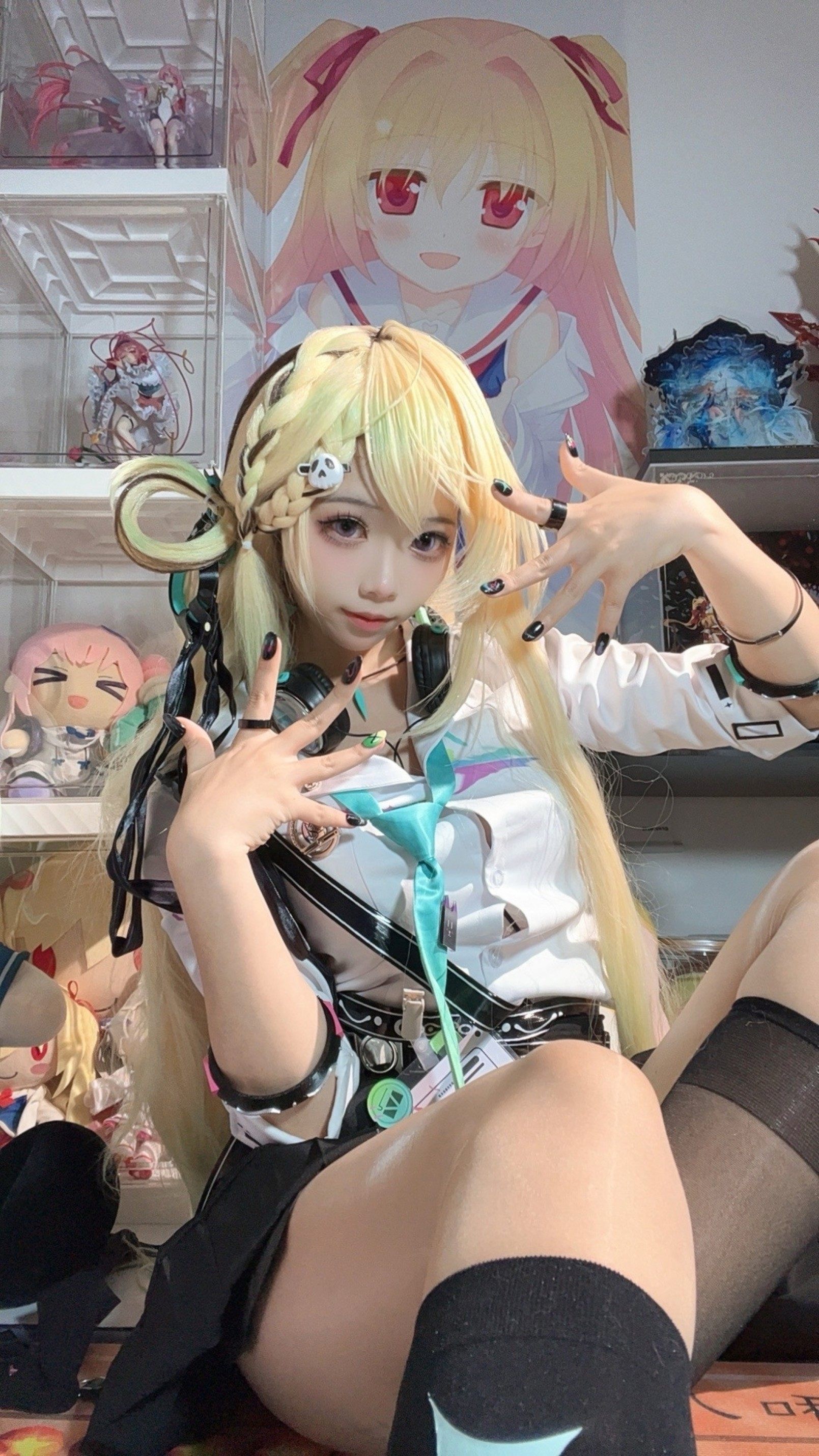 白栎Shirly-鸣潮 琳奈 [130P26V-6.29GB]