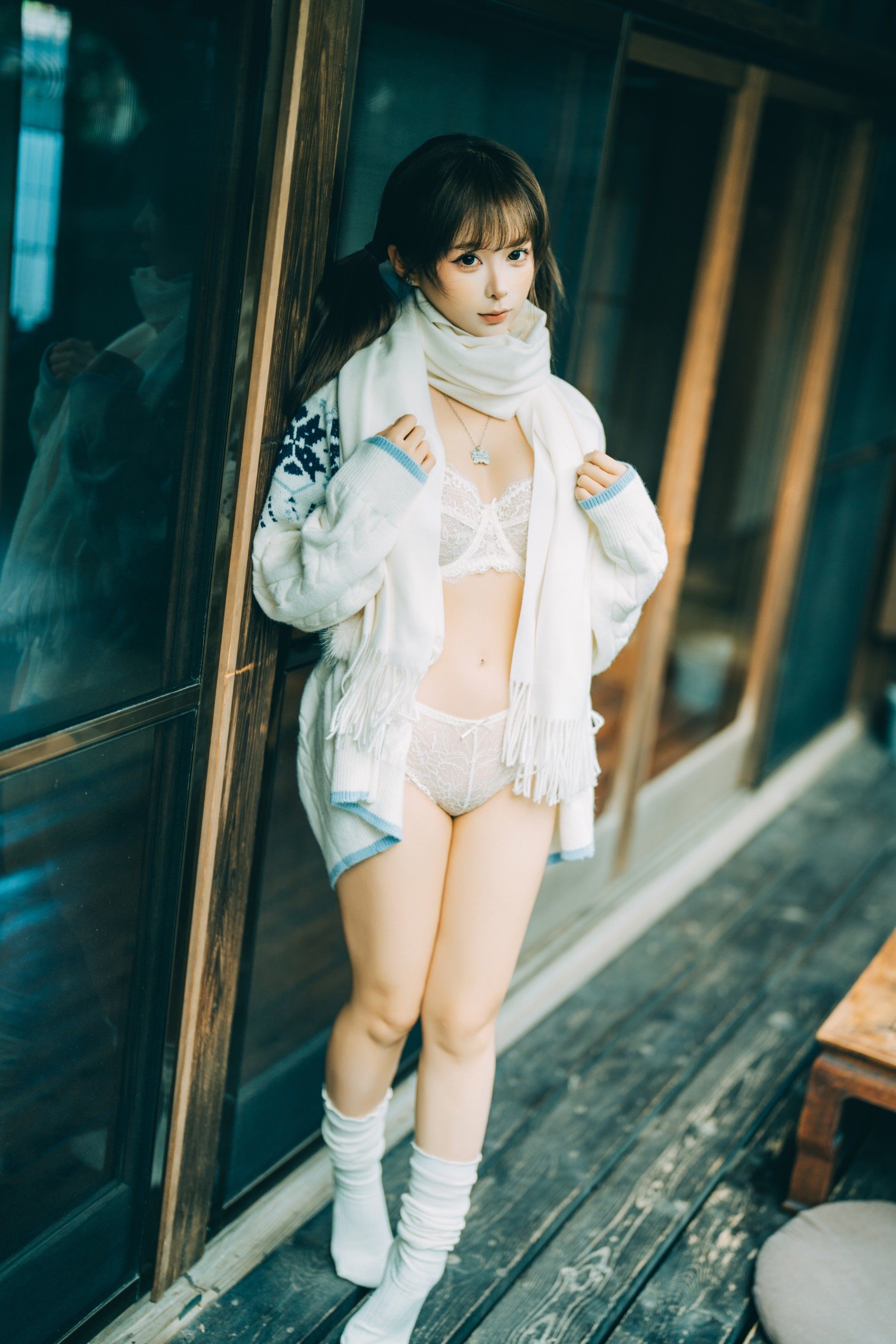 情人节 [26P-270MB]