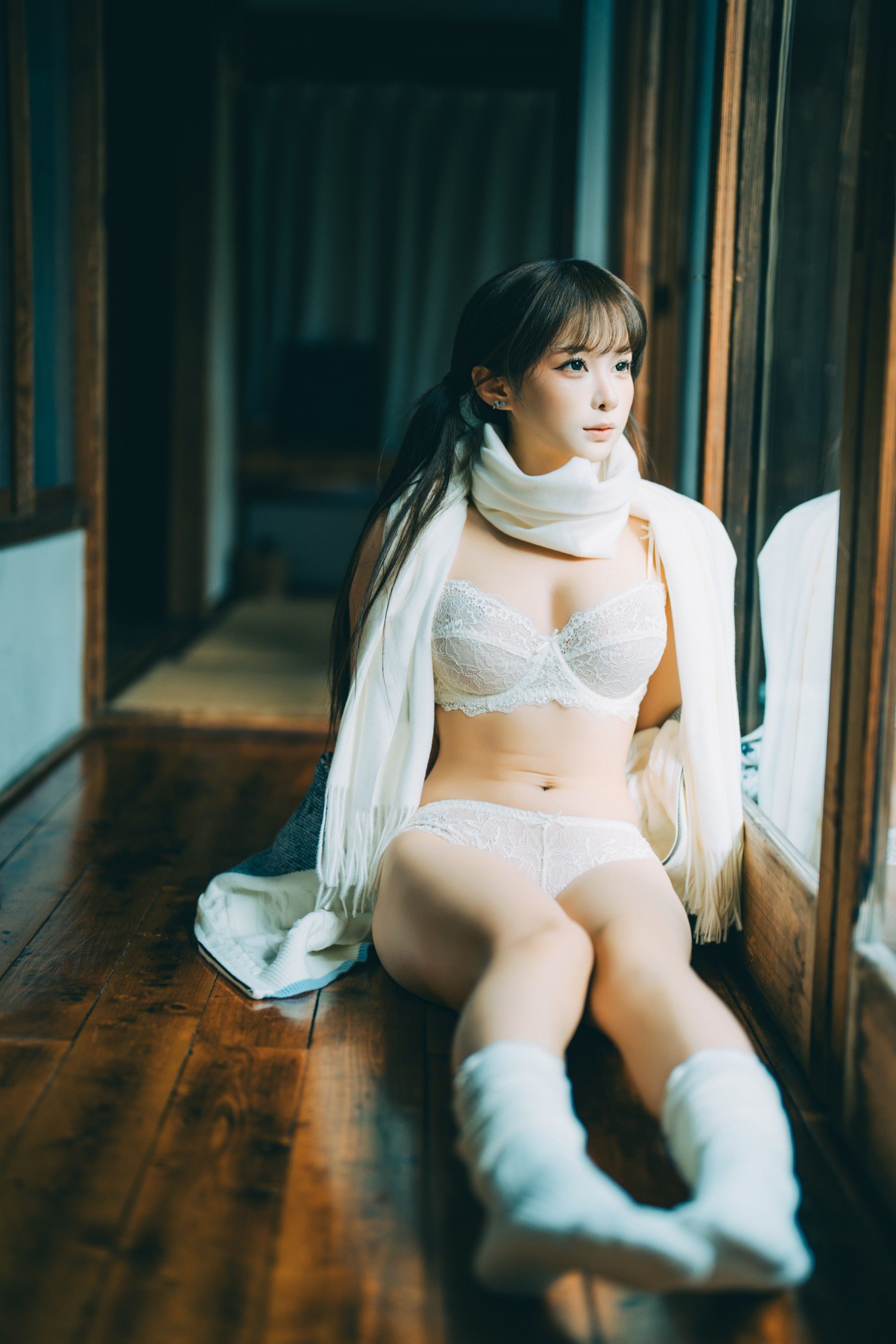 情人节 [26P-270MB]