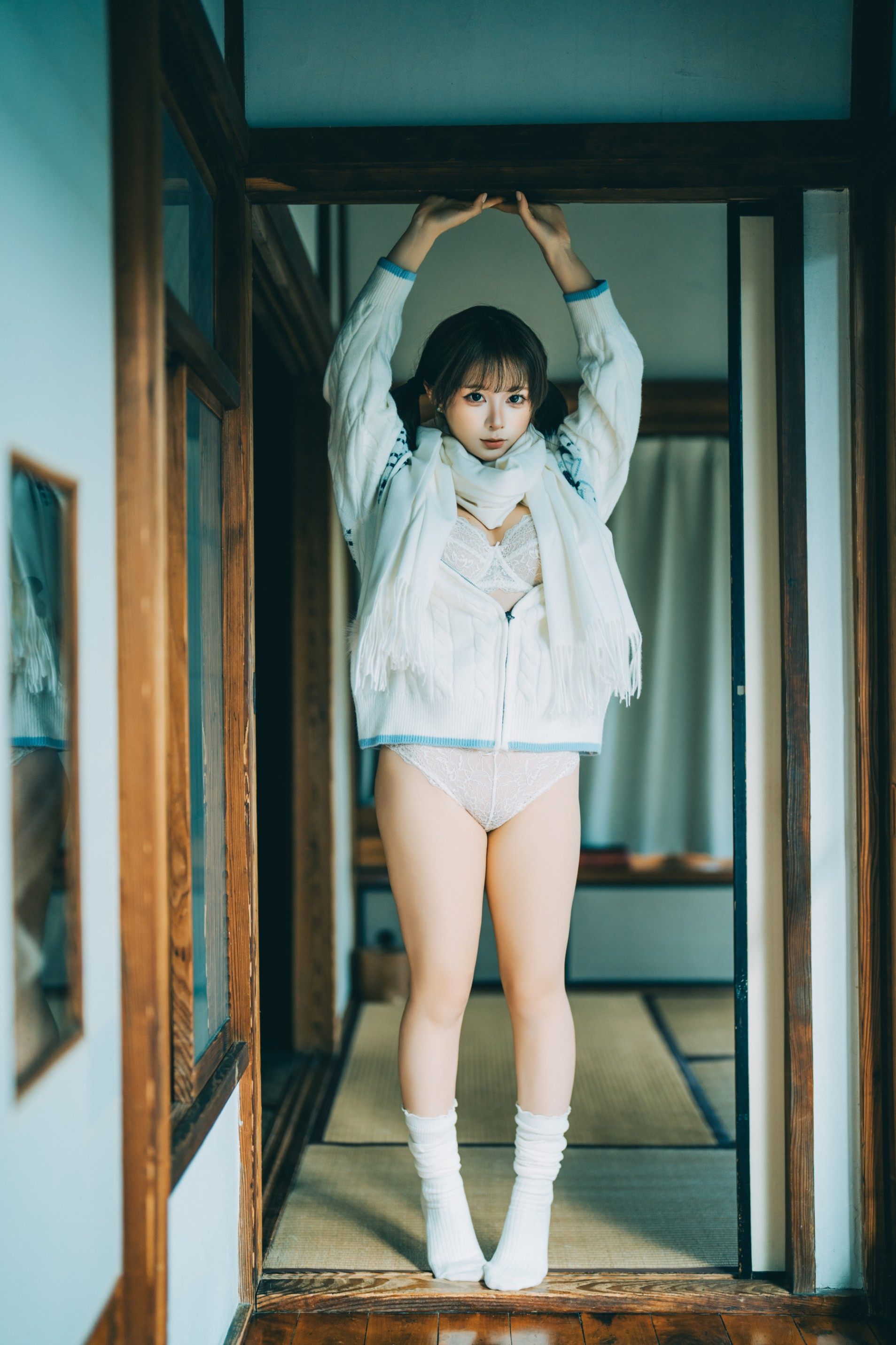 情人节 [26P-270MB]