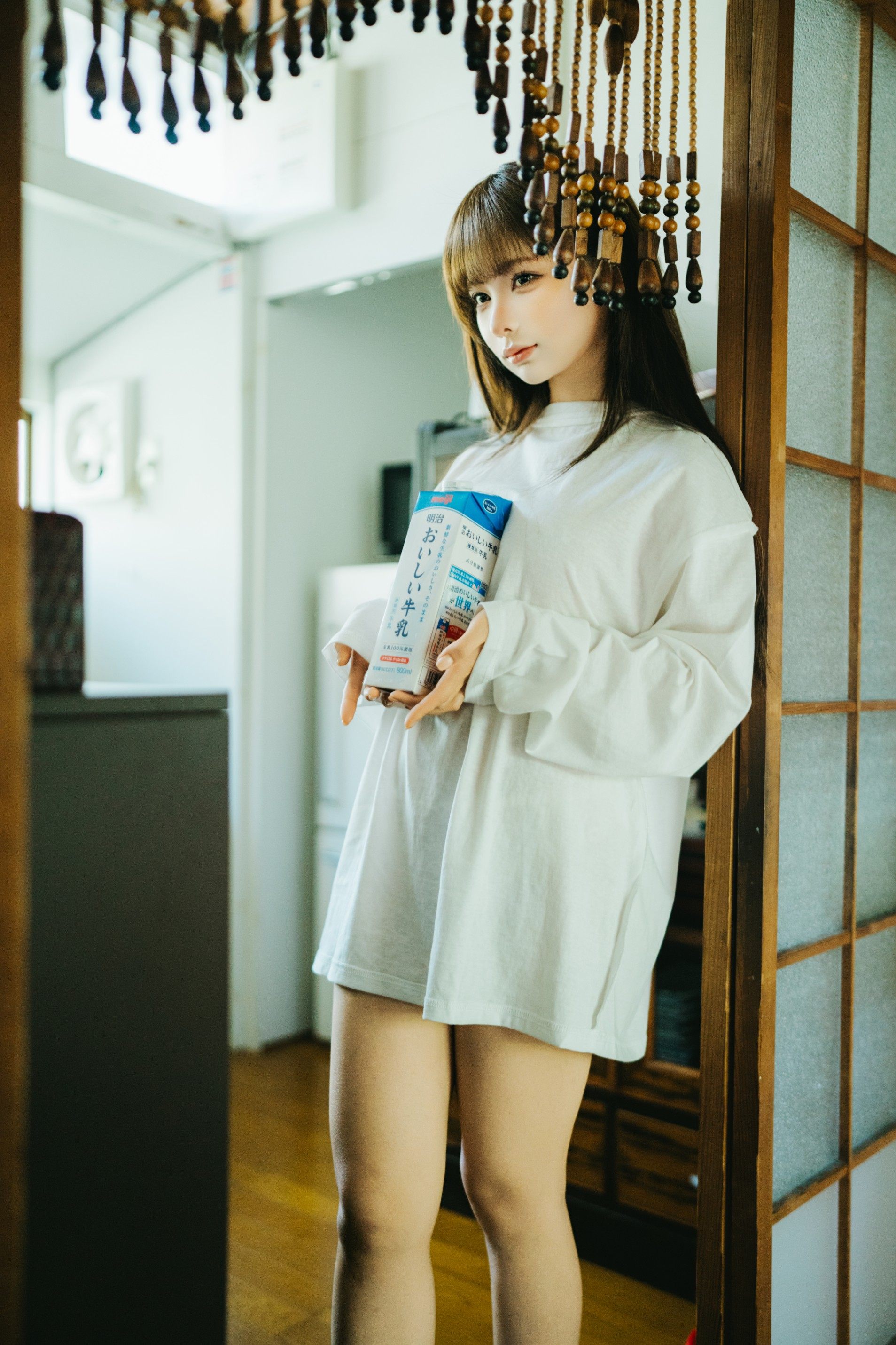牛奶 [22P-252MB]