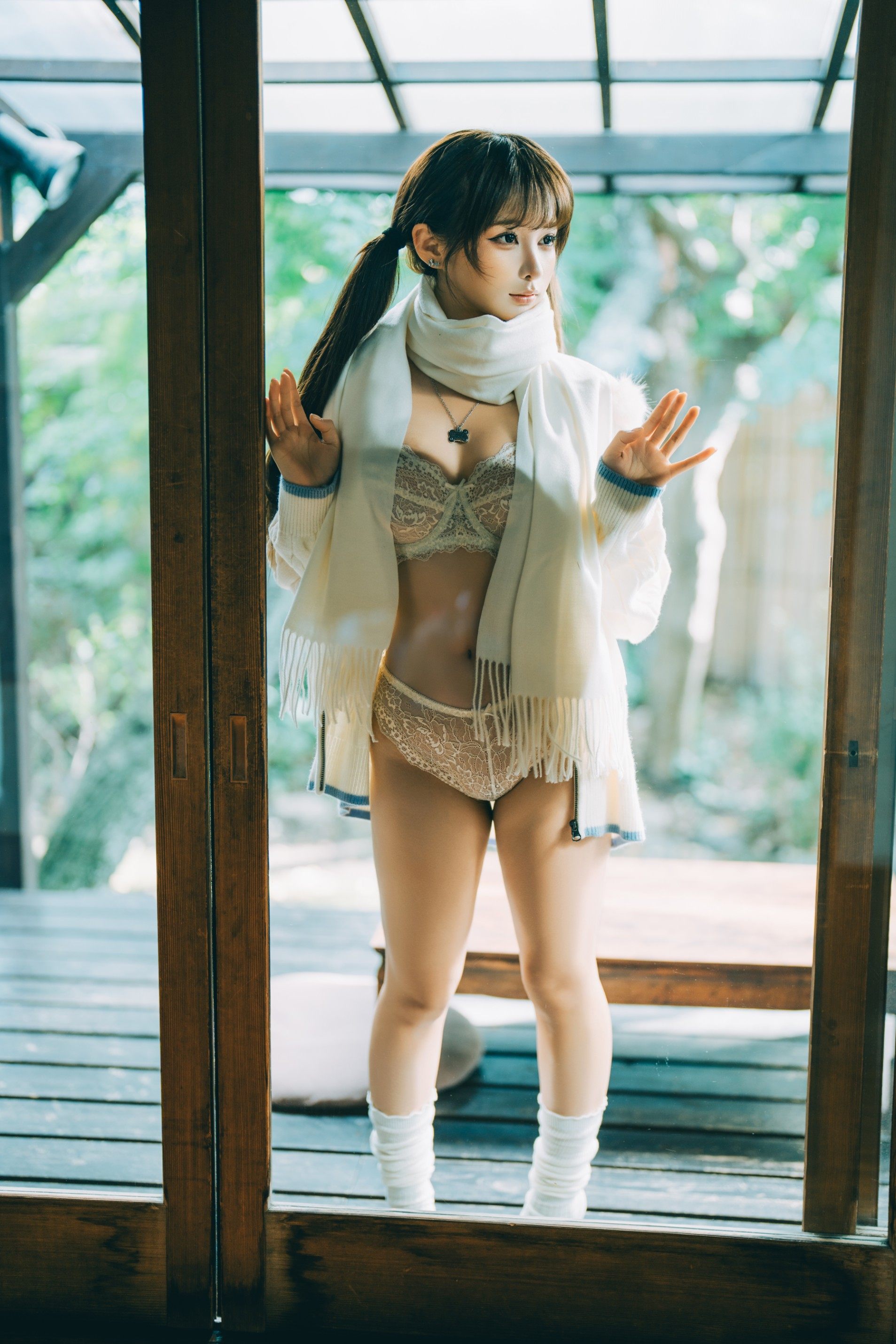 情人节 [26P-270MB]