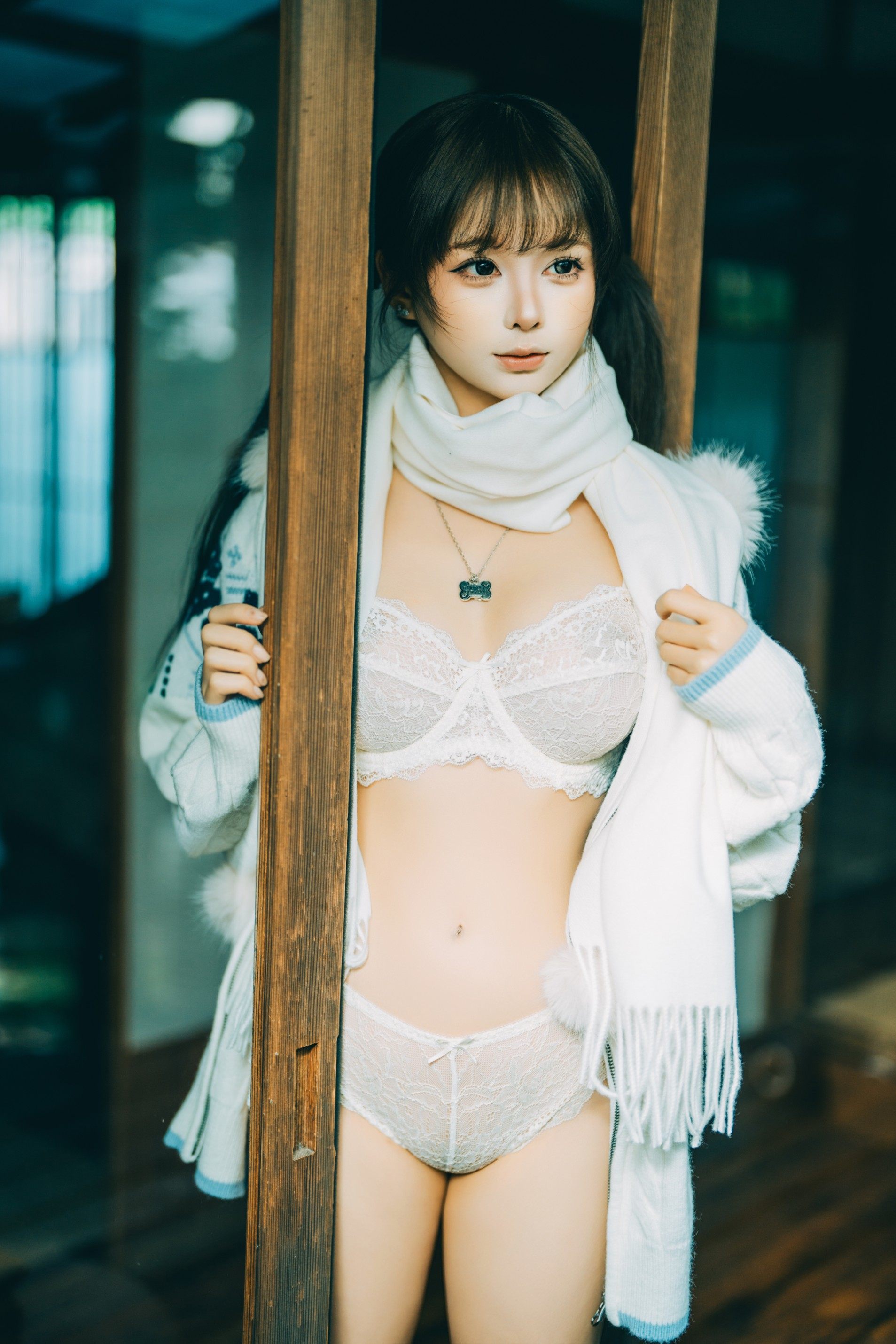 情人节 [26P-270MB]