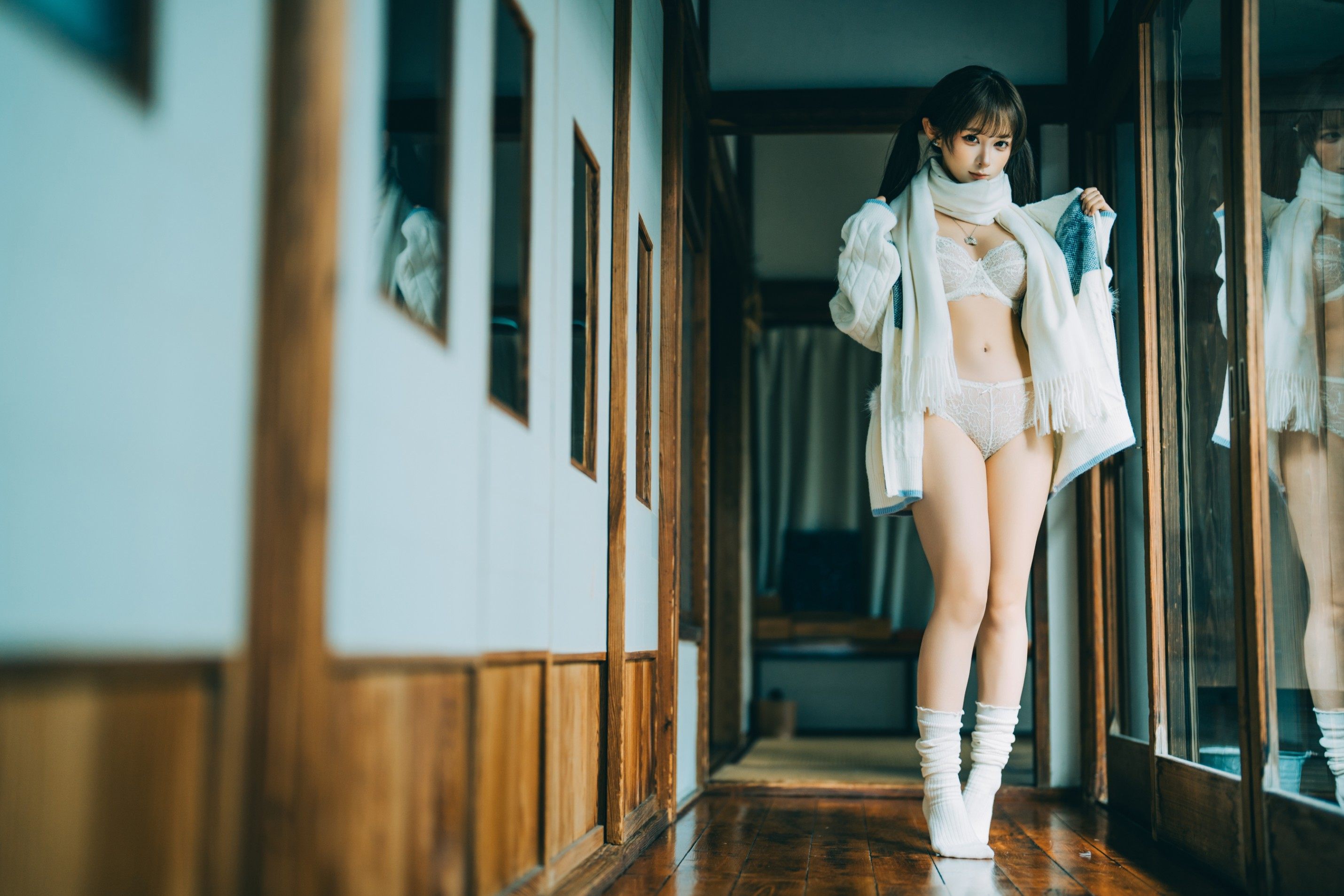 情人节 [26P-270MB]
