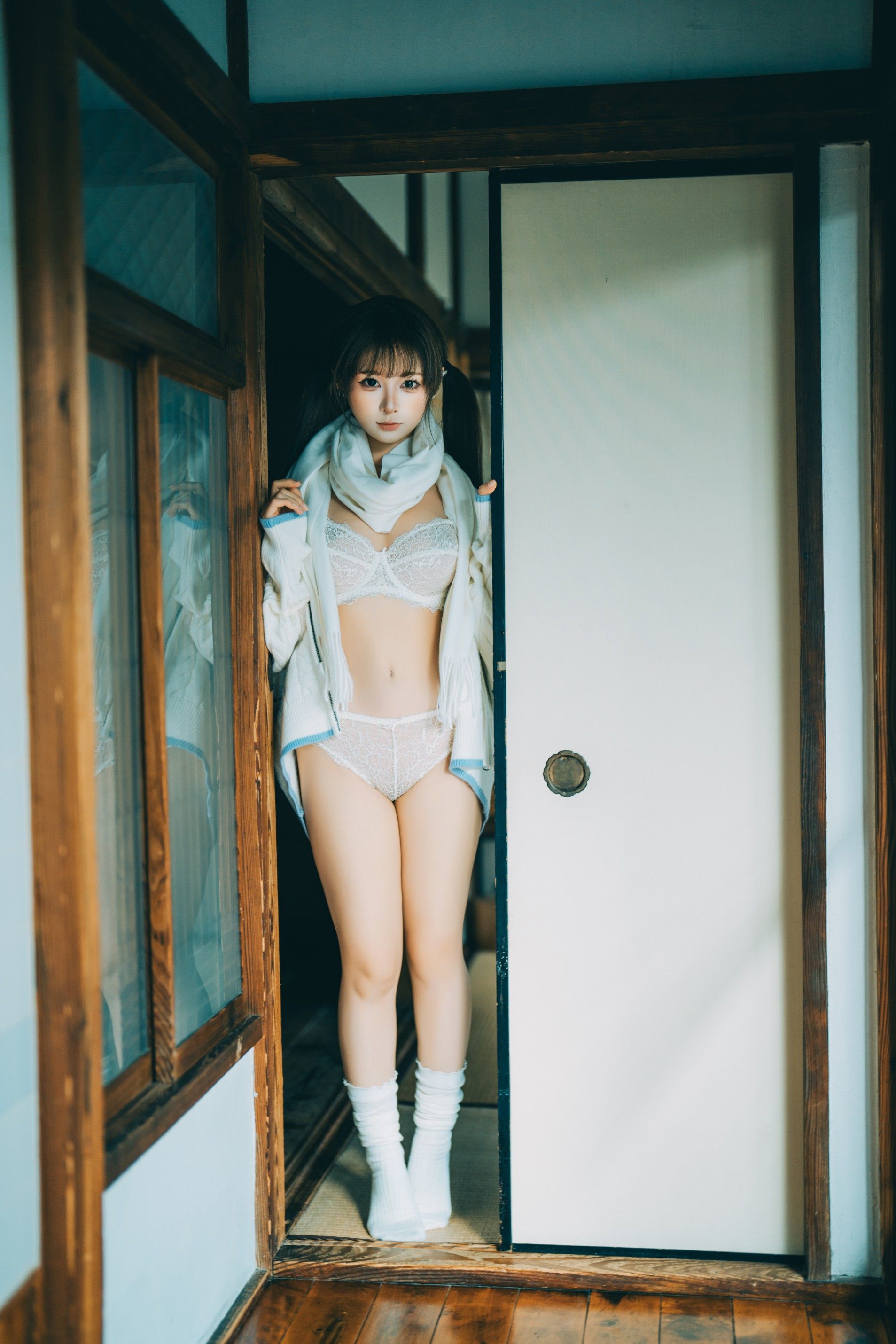 情人节 [26P-270MB]