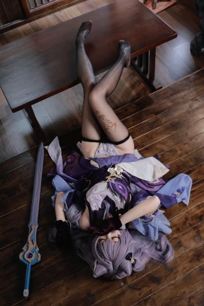 雪琪SAMA Vol.48 刻晴·绝对领域的破痕 Cosplay写真第 42 张