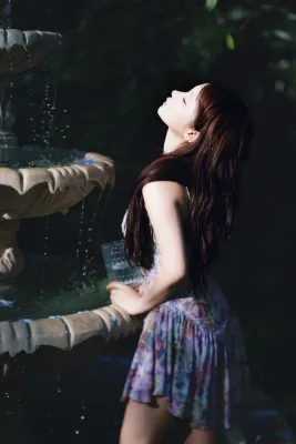 水池碎花裙