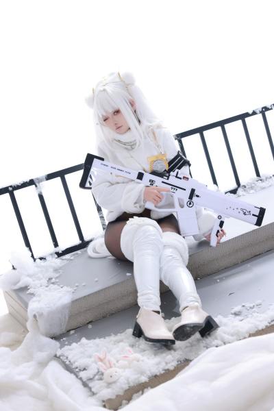G44不会受伤 胜利女神NIKKE 布兰儿 幸运特快车 [51P-359MB] Cosplay写真第 32 张