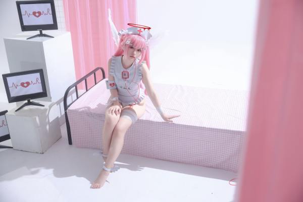 G44不会受伤 见习看护师 月夜见爱 [31P-453MB] Cosplay写真第 5 张