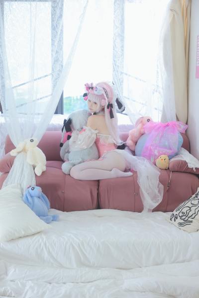 G44不会受伤 碧蓝航线 哈尔福德 [38P-503MB] Cosplay写真第 1 张