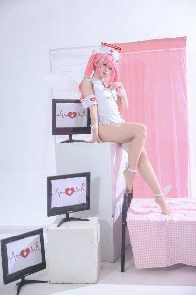 G44不会受伤 见习看护师 月夜见爱 [31P-453MB] Cosplay写真第 24 张
