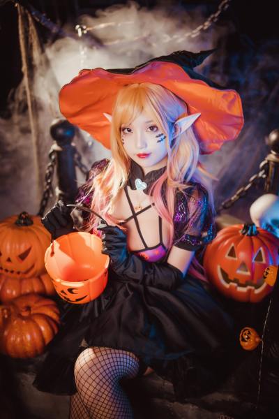 狐玖玖 更衣人偶坠入爱河 喜多川海梦 万圣节 [14P-284MB] Cosplay写真第 5 张