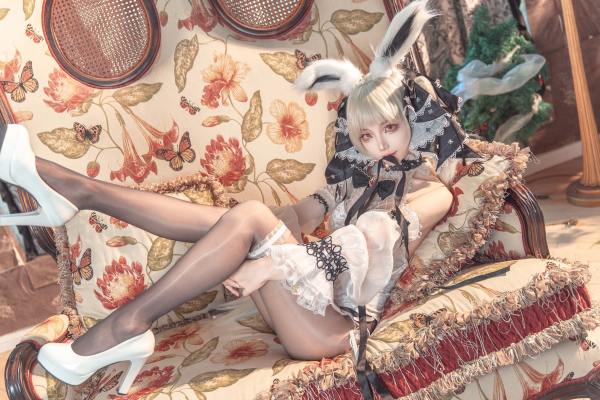 狐玖玖 碧蓝航线 可畏 白兔女郎 [25P-664MB] Cosplay写真第 6 张
