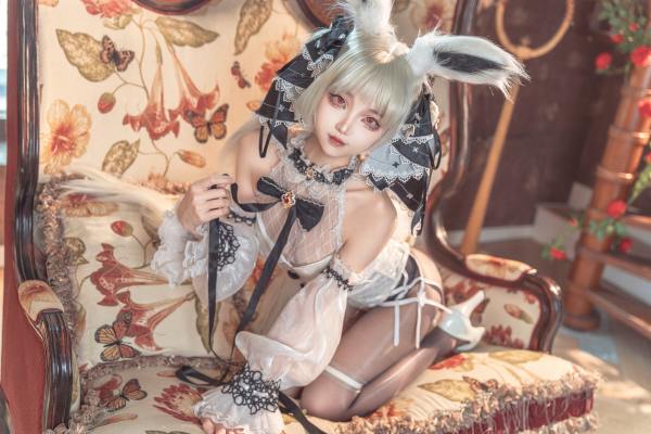 狐玖玖 碧蓝航线 可畏 白兔女郎 [25P-664MB] Cosplay写真第 13 张