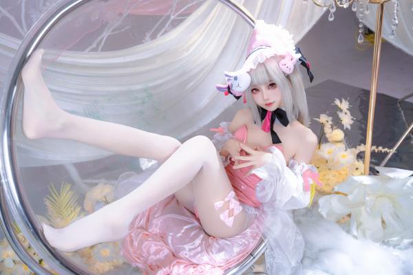 狐玖玖 碧蓝航线 哈尔福德 血族亲王的限定陪伴日 [30P-437MB] Cosplay写真第 4 张