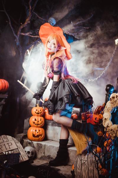 狐玖玖 更衣人偶坠入爱河 喜多川海梦 万圣节 [14P-284MB] Cosplay写真第 7 张