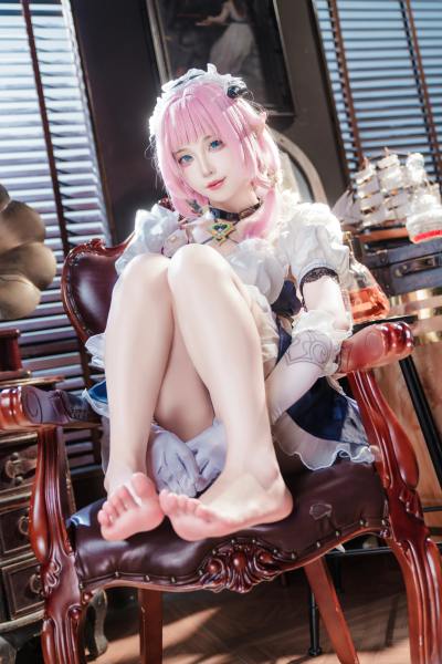 狐玖玖 崩坏三 爱莉希雅 女仆 [23P-398MB] Cosplay写真第 16 张